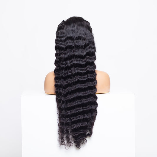 Loose Wavy – HD Lace Wig